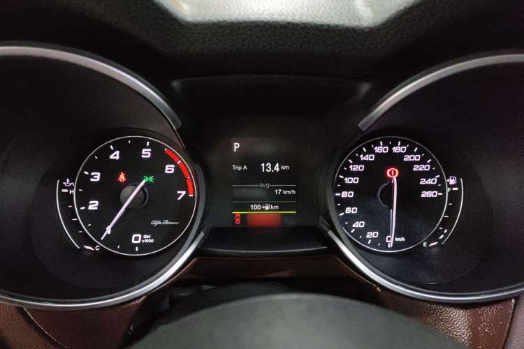 Used Alfa Romeo Stelvio 2017 2.0T 200HP Elite Edition Instrument Cluster