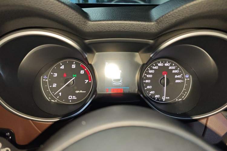 Used Alfa Romeo Stelvio 2017 2.0T 200HP Elite Edition Instrument Cluster