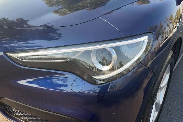 Used Alfa Romeo Stelvio 2017 2.0T 200HP Elite Edition Left Front Headlight