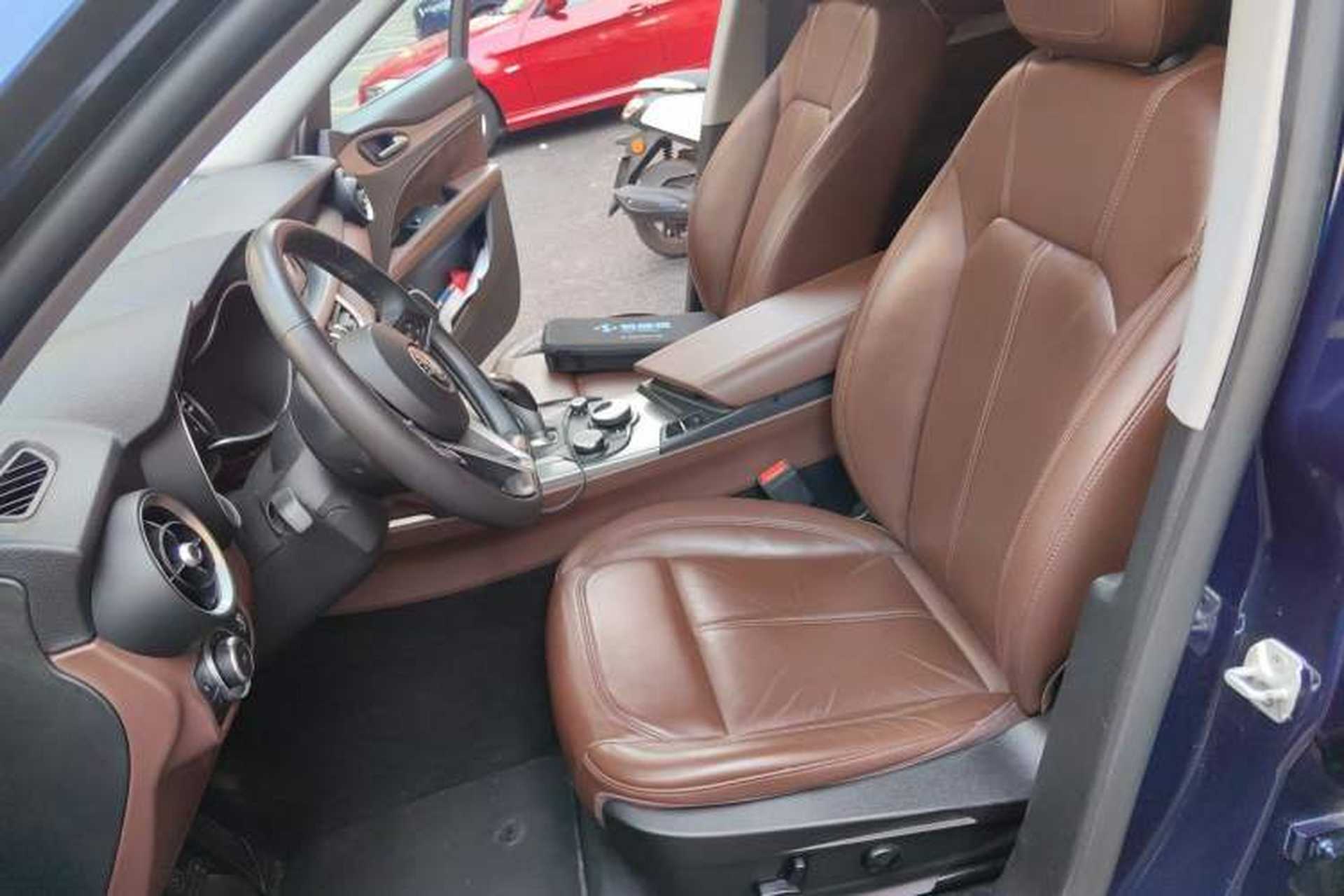 Used Alfa Romeo Stelvio 2017 2.0T 200HP Elite Edition Left Front Seat
