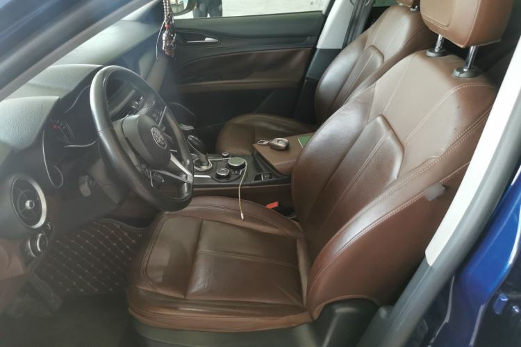 Used Alfa Romeo Stelvio 2017 2.0T 200HP Elite Edition Left Front Seat