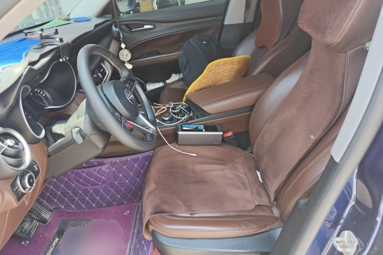 Used Alfa Romeo Stelvio 2017 2.0T 200HP Elite Edition Left Front Seat