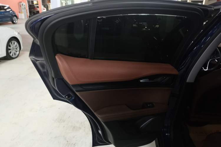 Used Alfa Romeo Stelvio 2017 2.0T 200HP Elite Edition Left Rear Door Interior