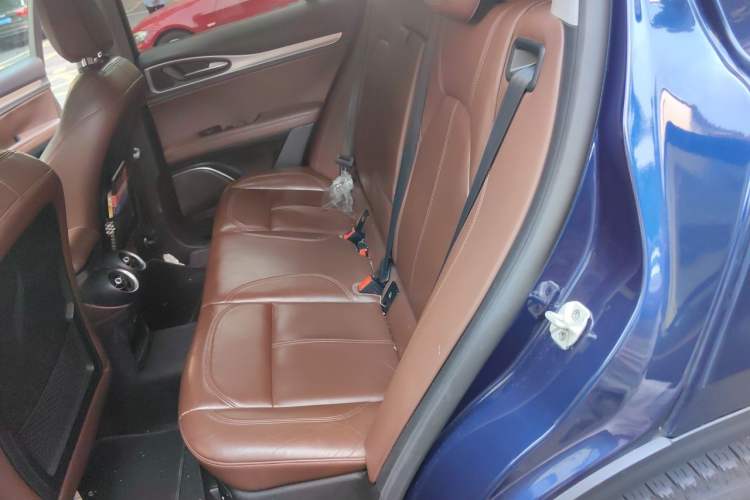 Used Alfa Romeo Stelvio 2017 2.0T 200HP Elite Edition Left Rear Seat