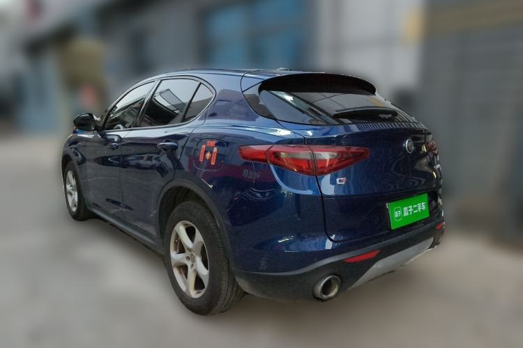 Used Alfa Romeo Stelvio 2017 2.0T 200HP Elite Edition Rear Left 45 Deg