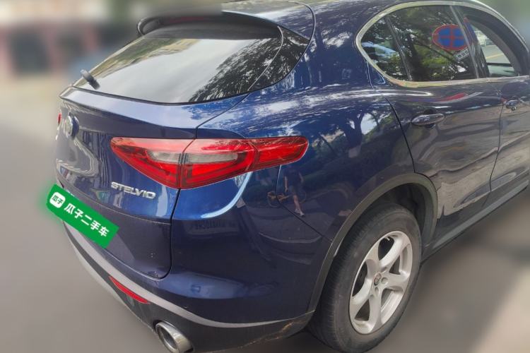 Used Alfa Romeo Stelvio 2017 2.0T 200HP Elite Edition Rear Right 45 Deg