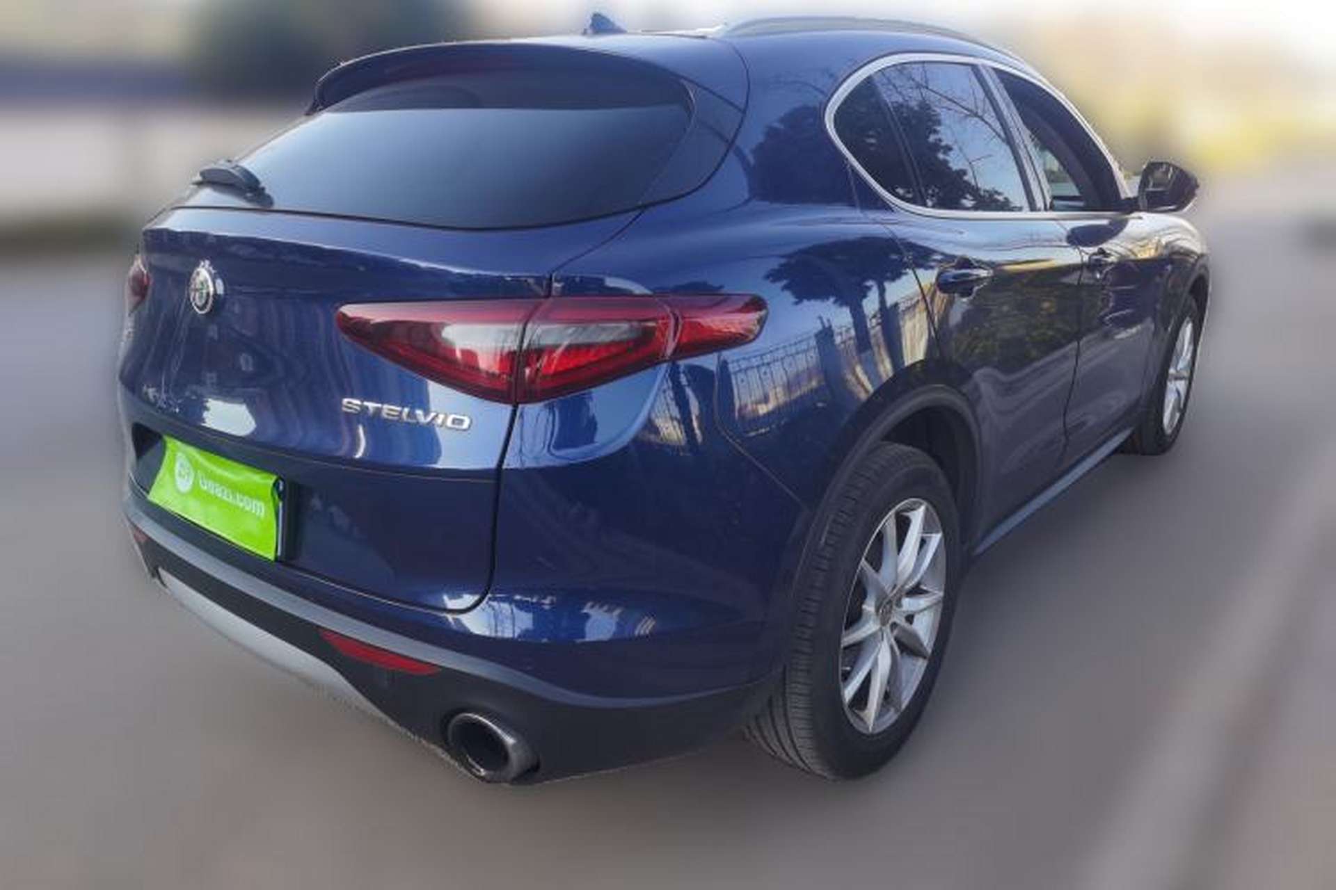 Used Alfa Romeo Stelvio 2017 2.0T 200HP Luxury Edition Rear Right 45 Deg