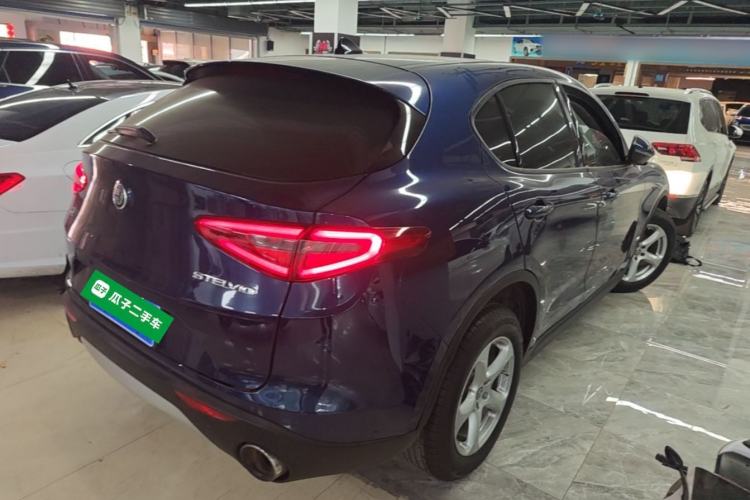 Used Alfa Romeo Stelvio 2017 2.0T 200HP Elite Edition Rear Right 45 Deg