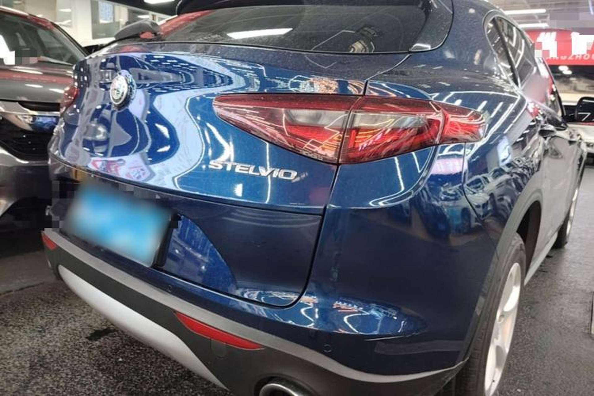 Used Alfa Romeo Stelvio 2017 2.0T 200HP Elite Edition Rear Right 45 Deg