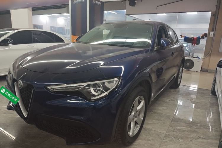 Used Alfa Romeo Stelvio 2017 2.0T 200HP Elite Edition Guazi used car, China used car export, Used car for sale, Used cars, Cheapest cars for sale
