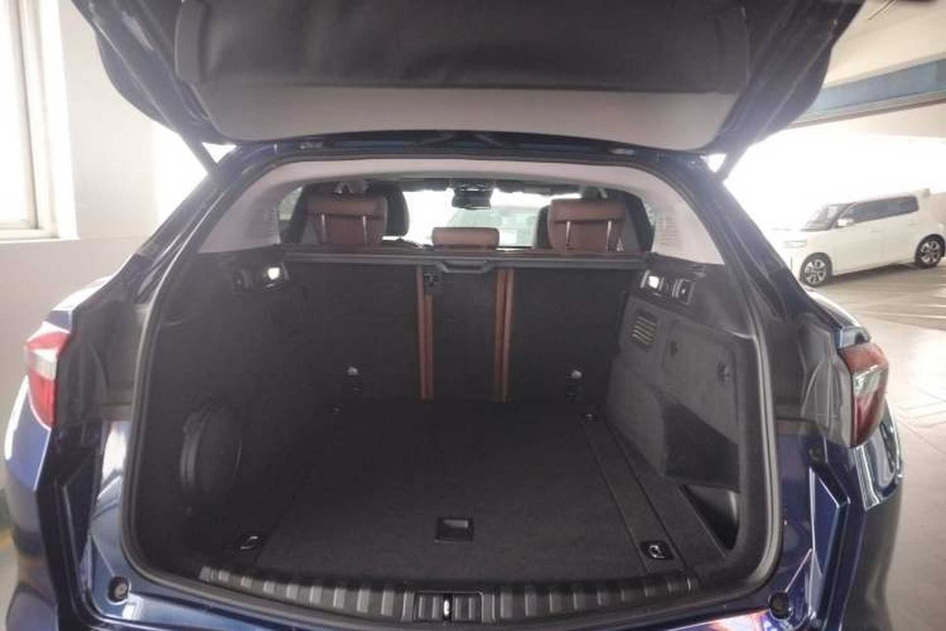 Used Alfa Romeo Stelvio 2017 2.0T 200HP Luxury Edition Trunk