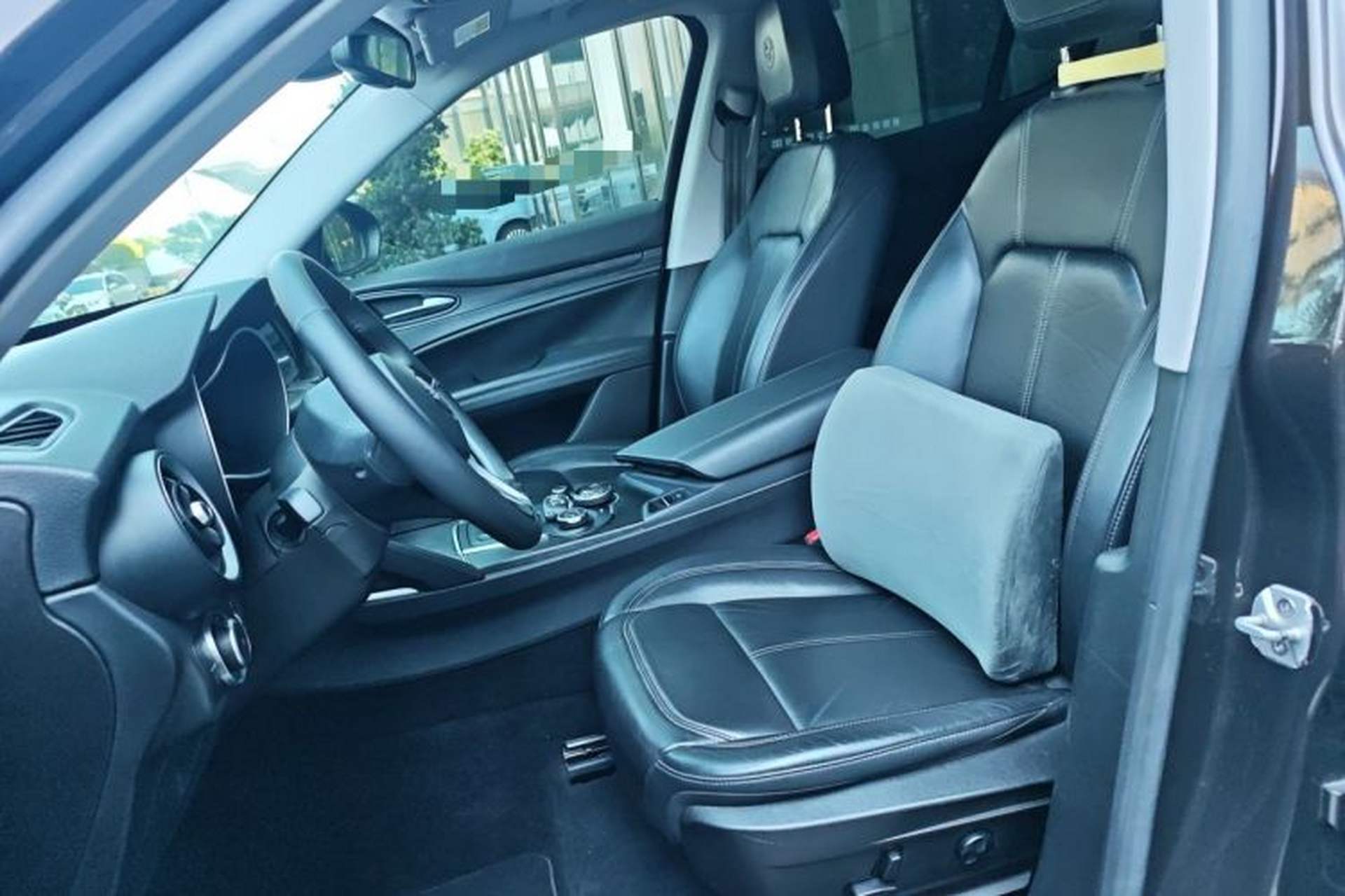 Used Alfa Romeo Stelvio 2017 2.0T 200HP Elite Edition Left Front Seat