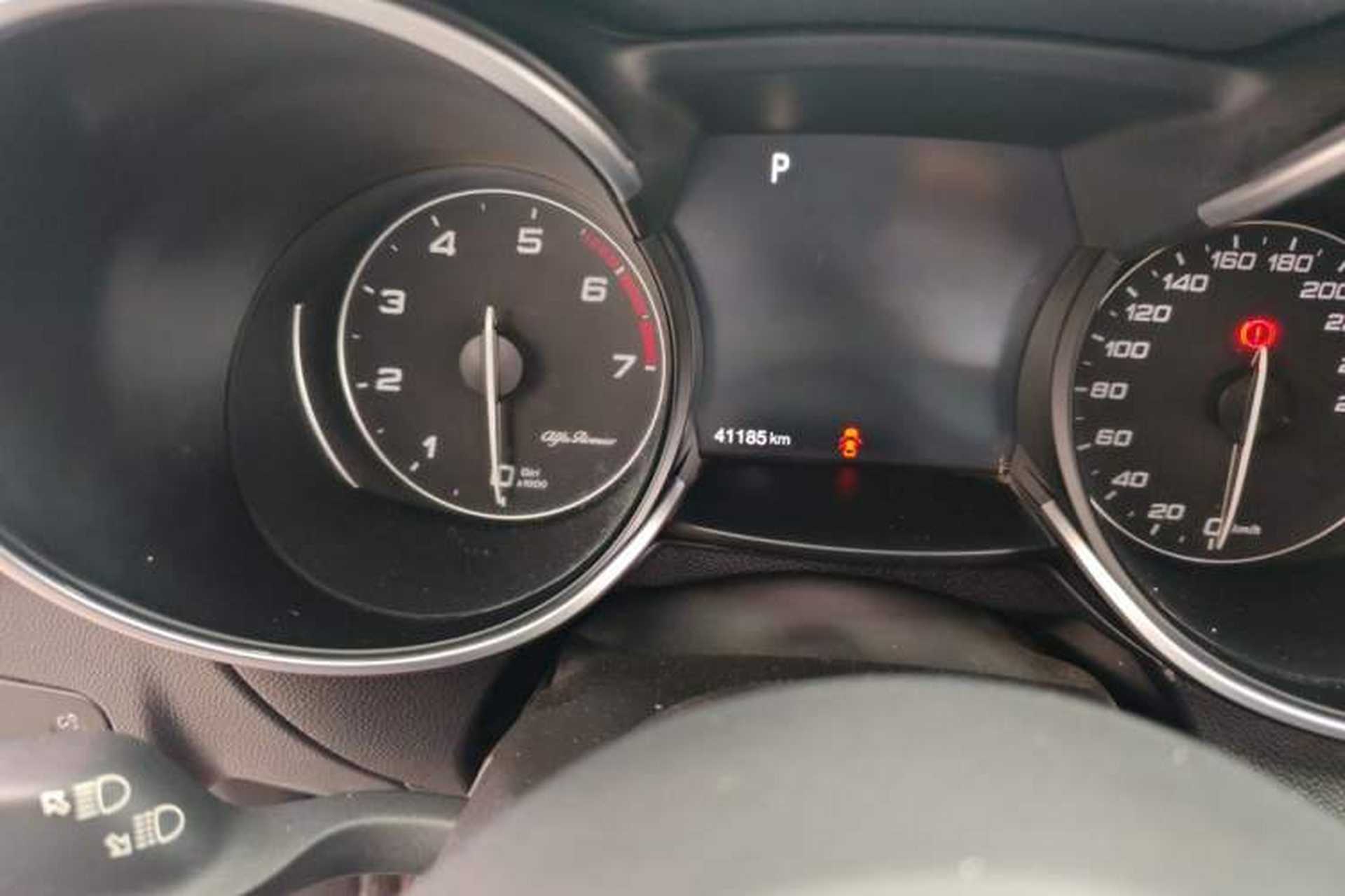 Used Alfa Romeo Stelvio 2017 2.0T 200HP Elite Edition Odometer Close Up