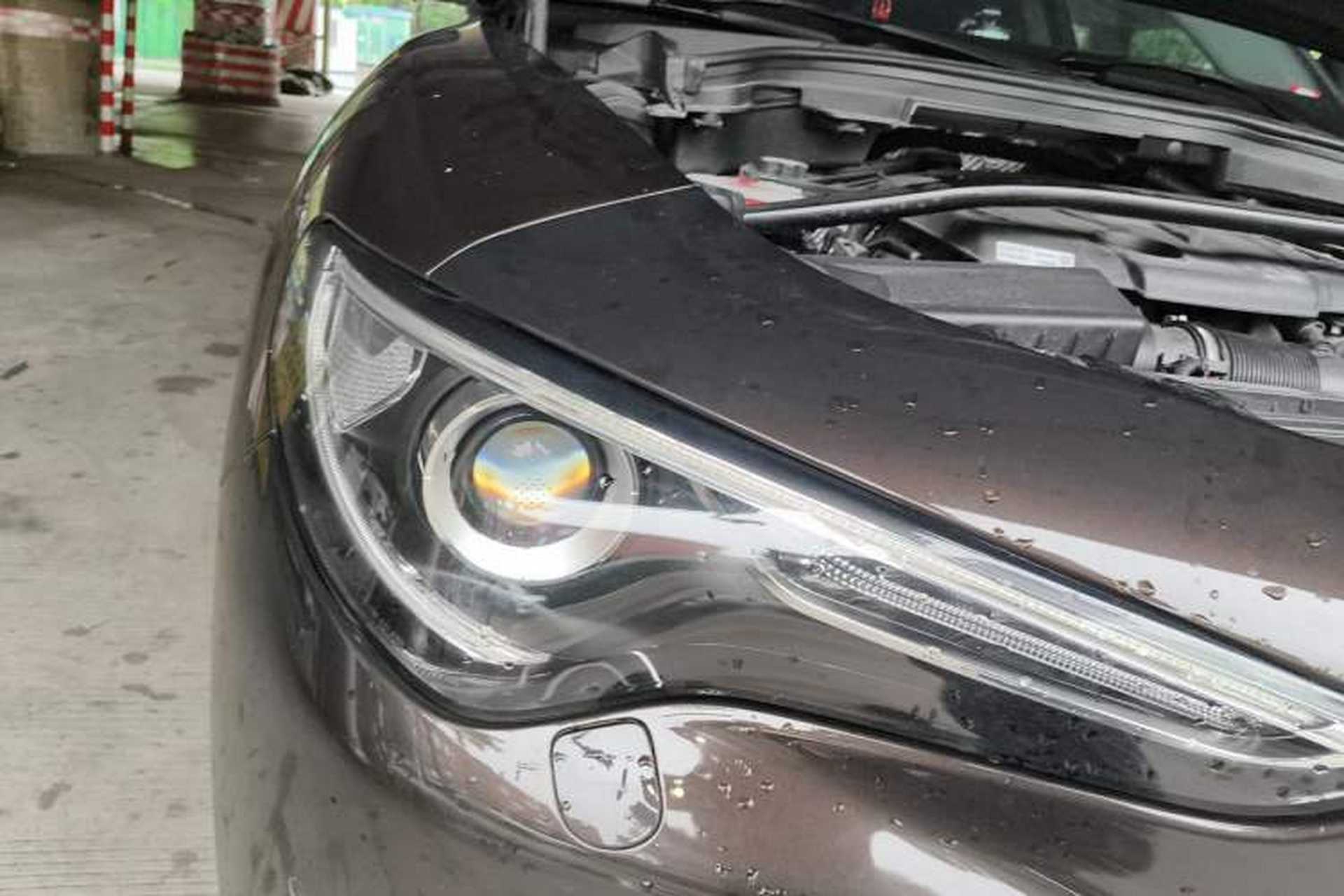 Used Alfa Romeo Stelvio 2017 2.0T 200HP Luxury Edition Right Front Headlight