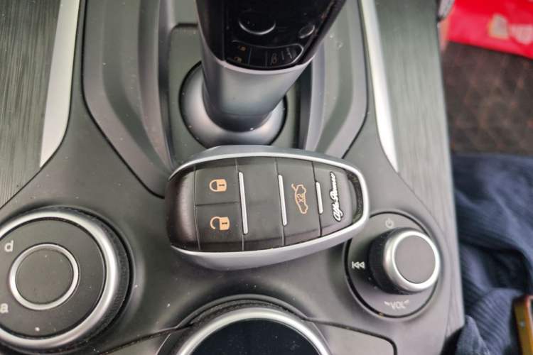Used Alfa Romeo Stelvio 2017 2.0T 200HP Elite Edition Vehicle Key