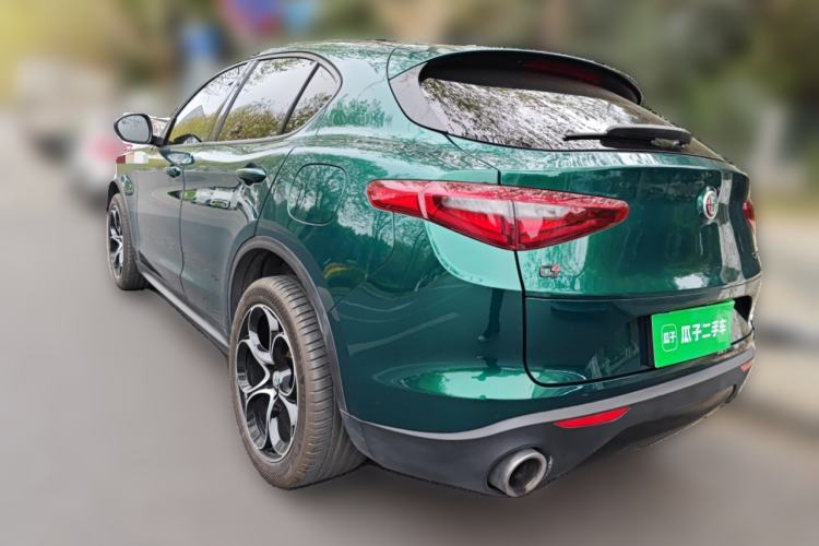 Used Alfa Romeo Stelvio 2017 2.0T 200HP Elite Edition Rear Left 45 Deg