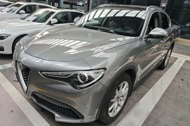 Used Alfa Romeo Stelvio 2017 2.0T 200HP Luxury Edition