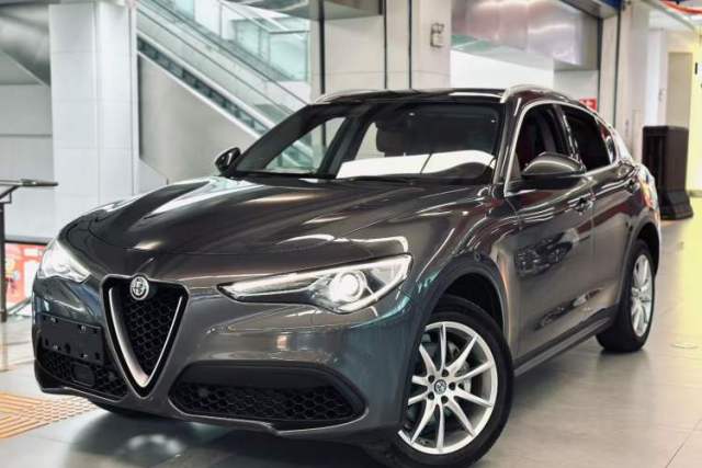 Used Alfa Romeo Stelvio 2017 2.0T 280HP Luxury Edition