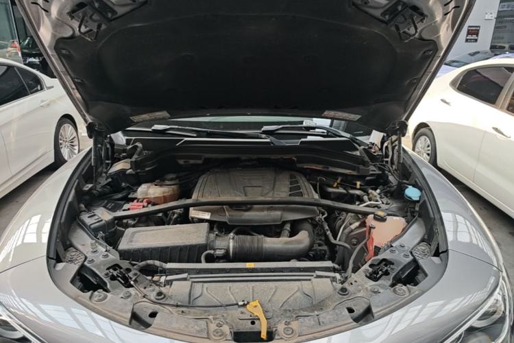 Used Alfa Romeo Stelvio 2017 2.0T 200HP Luxury Edition Engine Bay