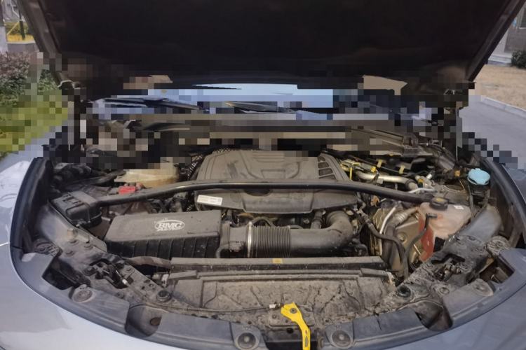 Used Alfa Romeo Stelvio 2017 2.0T 280HP Luxury Edition Engine Bay