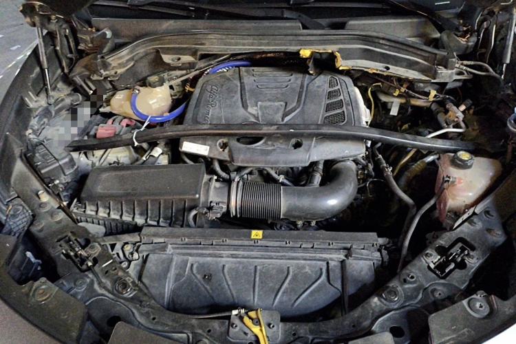 Used Alfa Romeo Stelvio 2017 2.0T 200HP Luxury Edition Engine Bay