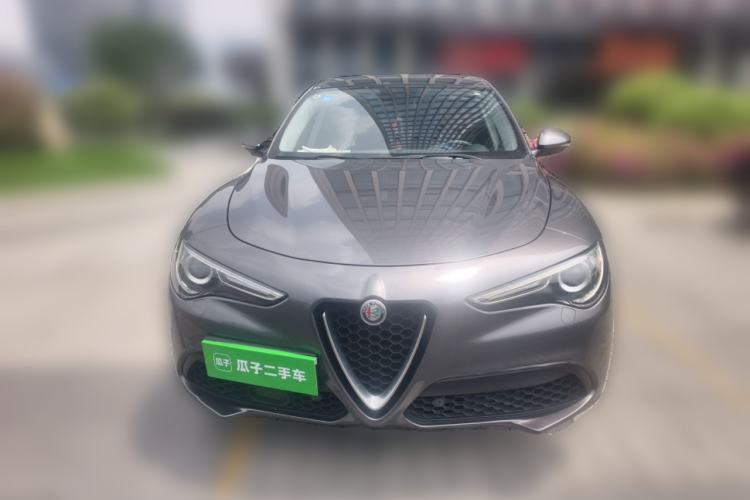 Used Alfa Romeo Stelvio 2017 2.0T 200HP Elite Edition Front
