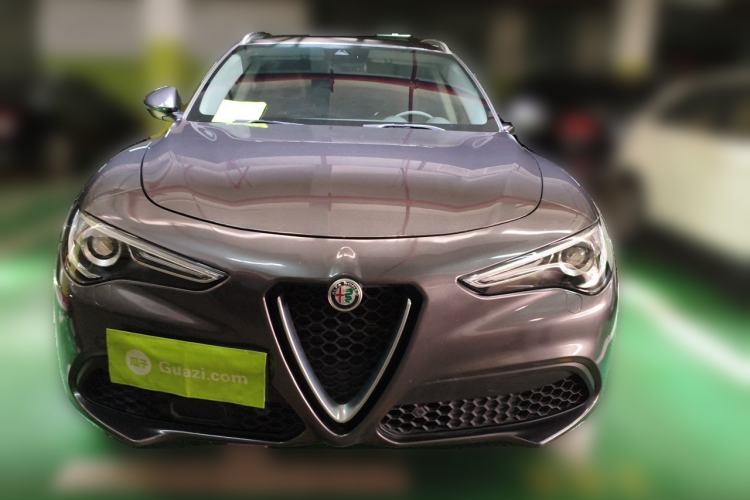 Used Alfa Romeo Stelvio 2017 2.0T 200HP Luxury Edition Front