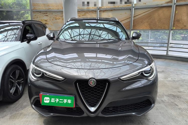 Used Alfa Romeo Stelvio 2017 2.0T 200HP Luxury Edition Front