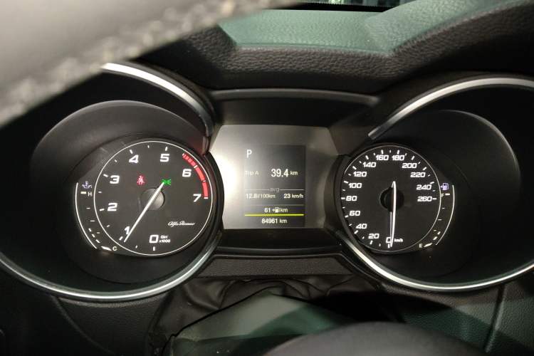 Used Alfa Romeo Stelvio 2017 2.0T 200HP Elite Edition Instrument Cluster