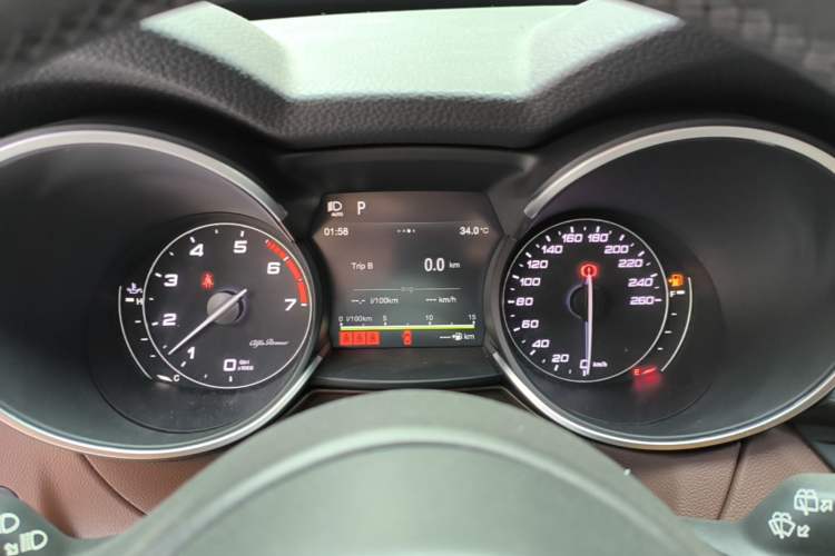 Used Alfa Romeo Stelvio 2017 2.0T 200HP Luxury Edition Instrument Cluster