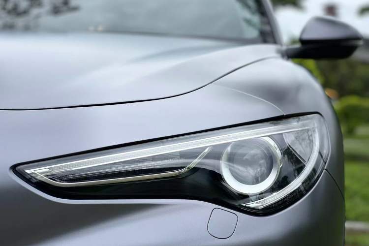 Used Alfa Romeo Stelvio 2017 2.0T 280HP Luxury Edition Left Front Headlight