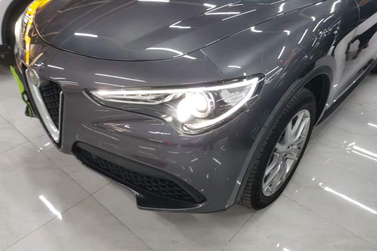 Used Alfa Romeo Stelvio 2017 2.0T 280HP Luxury Edition Left Front Headlight