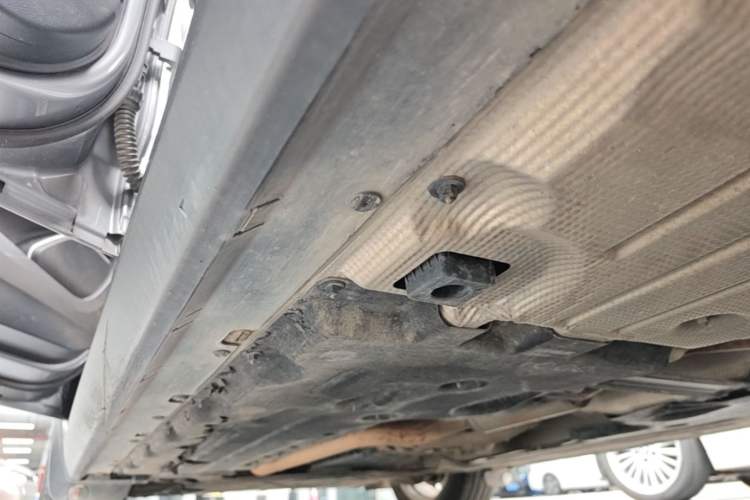 Used Alfa Romeo Stelvio 2017 2.0T 200HP Luxury Edition Left Side Sill