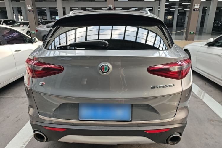 Used Alfa Romeo Stelvio 2017 2.0T 200HP Luxury Edition Rear