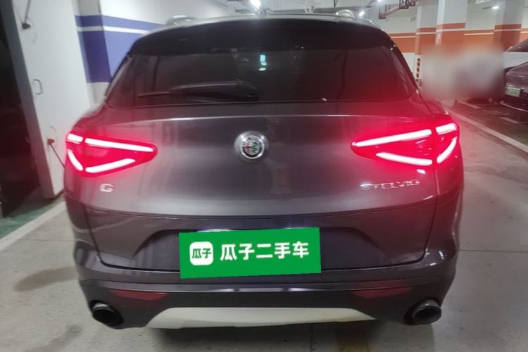 Used Alfa Romeo Stelvio 2017 2.0T 200HP Luxury Edition Rear