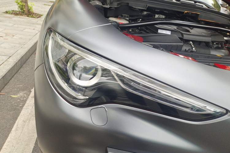 Used Alfa Romeo Stelvio 2017 2.0T 200HP Elite Edition Right Front Headlight