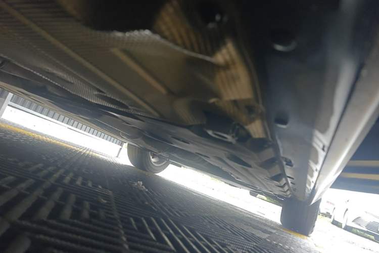 Used Alfa Romeo Stelvio 2017 2.0T 200HP Luxury Edition Right Side Sill
