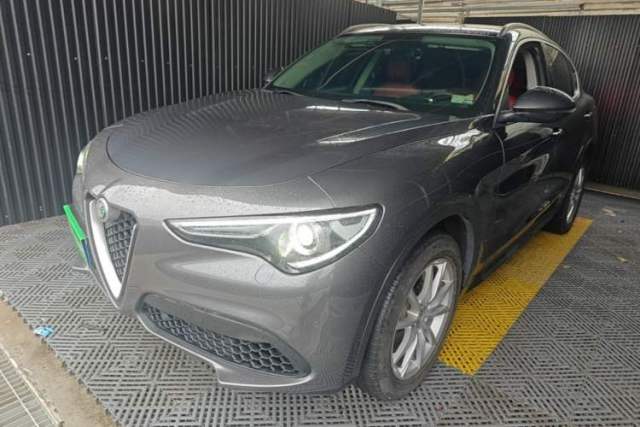 Used Alfa Romeo Stelvio 2017 2.0T 200HP Luxury Edition