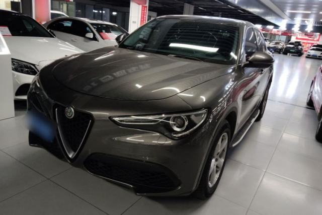 Used Alfa Romeo Stelvio 2017 2.0T 200HP Elite Edition