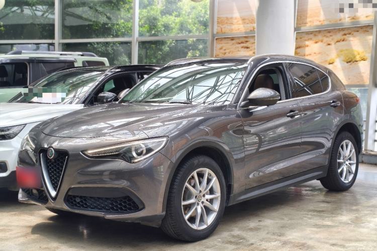 Used Alfa Romeo Stelvio 2017 2.0T 200HP Luxury Edition Guazi used car, China used car export, Used car for sale, Used  cars, Cheapest cars for sale