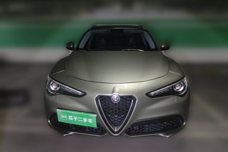 Used Alfa Romeo Stelvio 2017 2.0T 280HP Luxury Edition Front