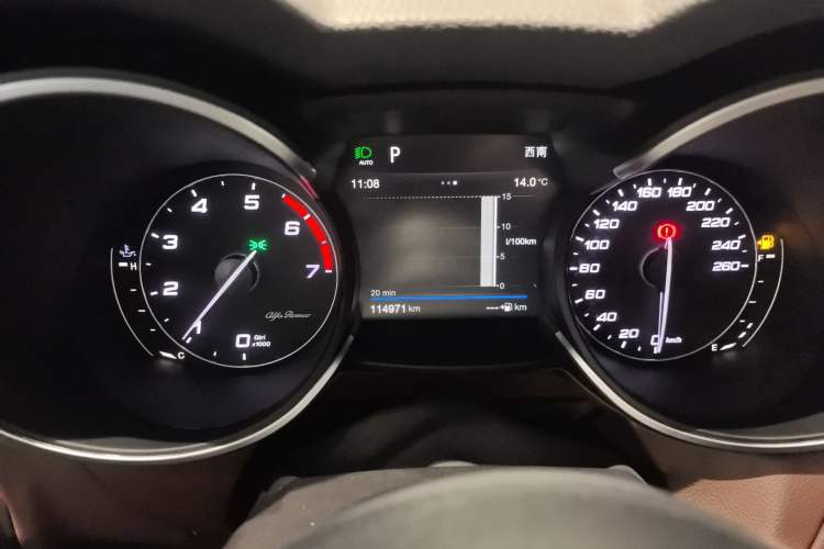 Used Alfa Romeo Stelvio 2017 2.0T 280HP Luxury Edition Instrument Cluster