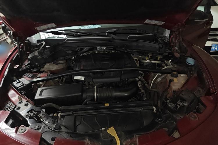 Used Alfa Romeo Stelvio 2017 2.0T 280HP Luxury Edition Engine Bay