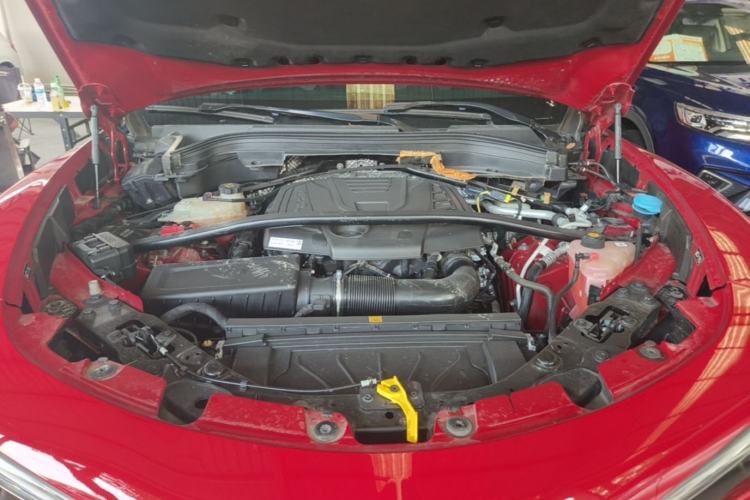 Used Alfa Romeo Stelvio 2017 2.0T 200HP Luxury Edition Engine Bay