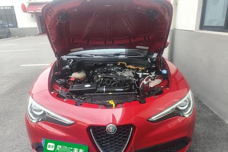 Used Alfa Romeo Stelvio 2017 2.0T 200HP Elite Edition Engine Bay