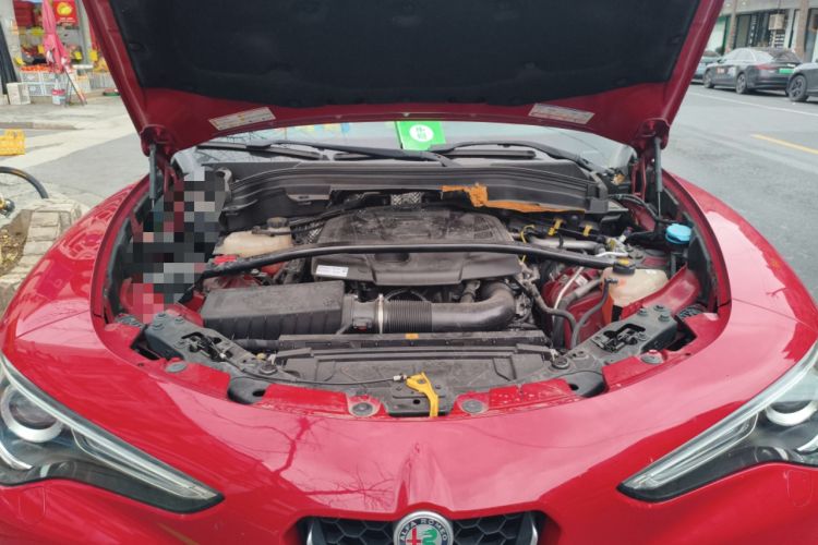Used Alfa Romeo Stelvio 2017 2.0T 200HP Elite Edition Engine Bay
