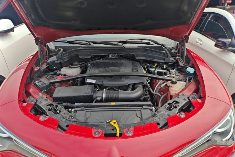 Used Alfa Romeo Stelvio 2017 2.0T 200HP Elite Edition Engine Bay
