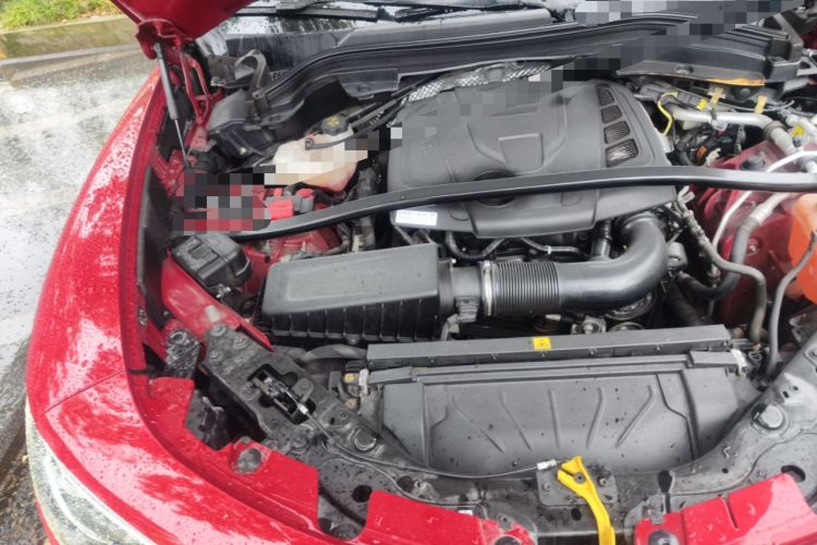 Used Alfa Romeo Stelvio 2017 2.0T 200HP Elite Edition Engine Bay Right