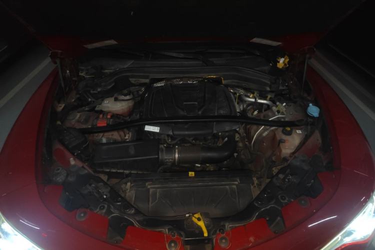 Used Alfa Romeo Stelvio 2017 2.0T 200HP Luxury Edition Engine Bay