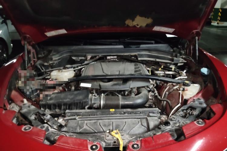 Used Alfa Romeo Stelvio 2017 2.0T 280HP Luxury Edition Engine Bay